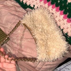 Chic Cream Faux Fur Shoulder Bag